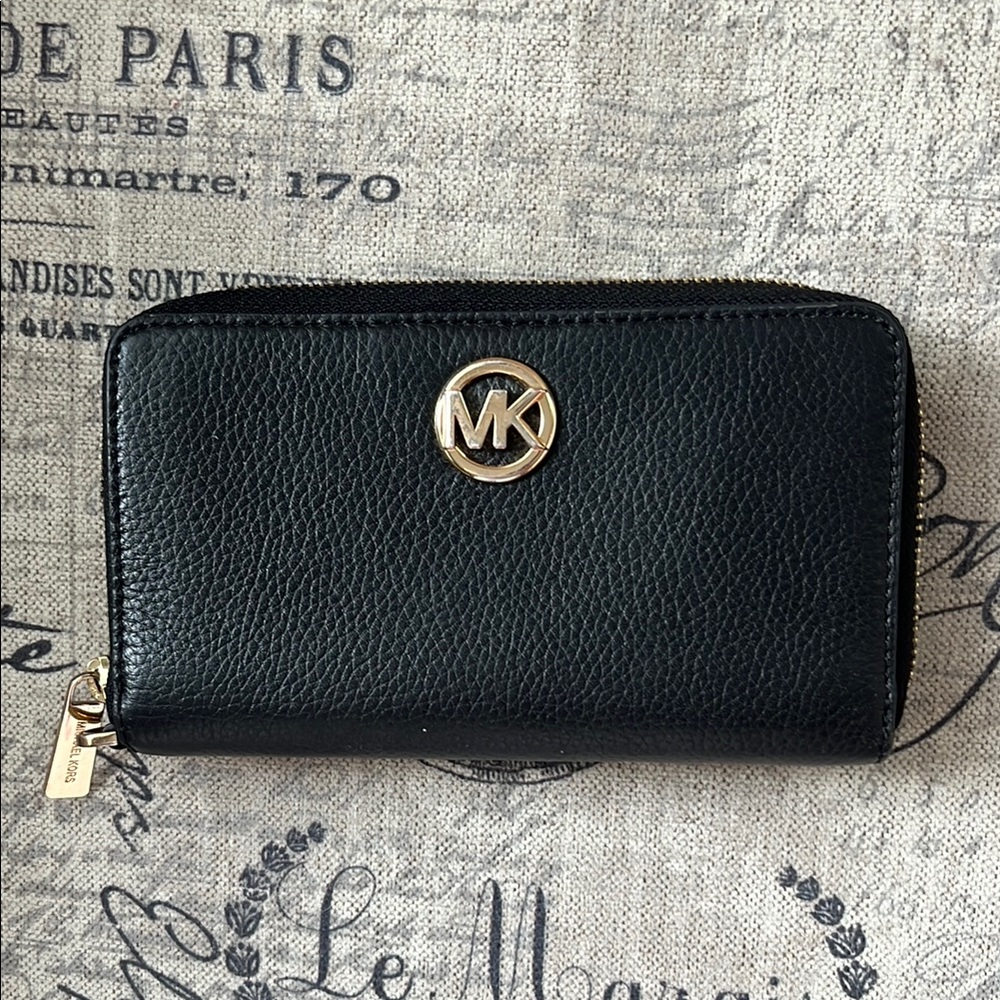 Michael Kors Black Leather Zip-Around Wallet